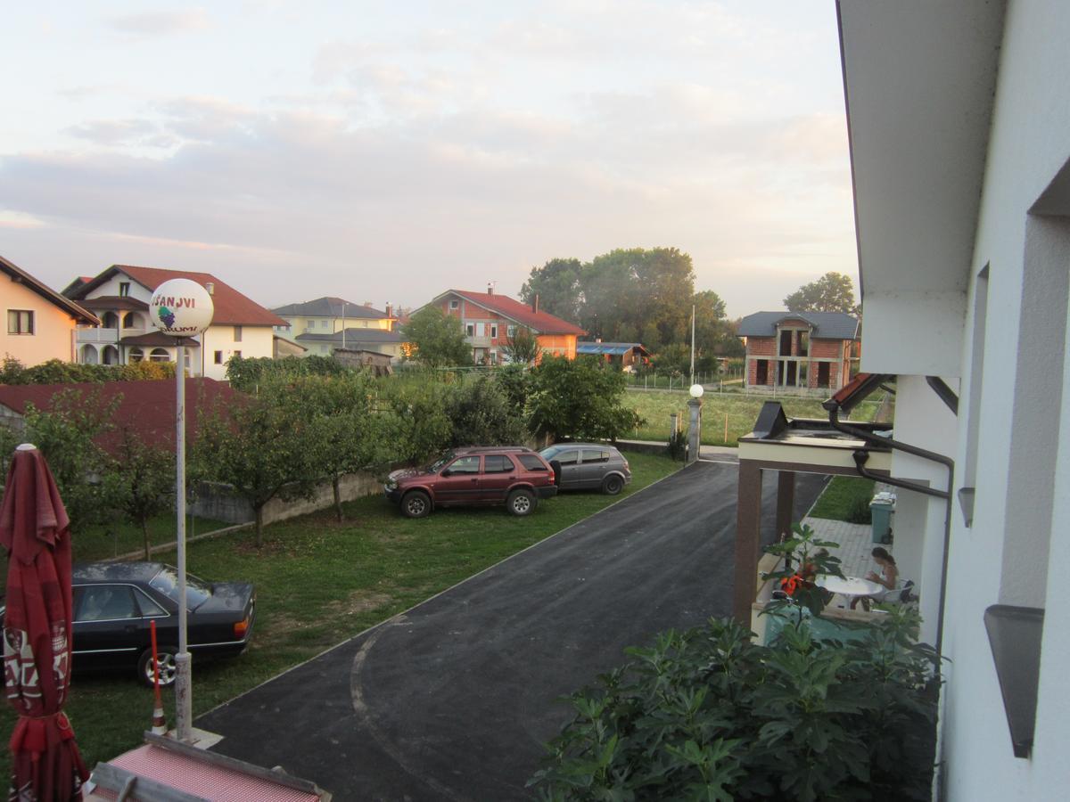 Hostel Pansion Laktaši Zewnętrze zdjęcie