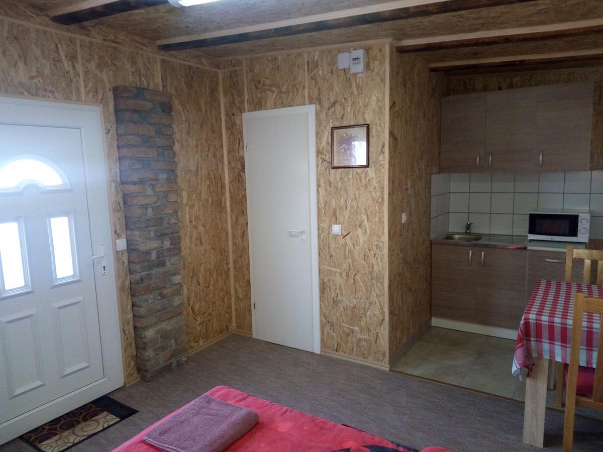 Hostel Pansion Laktaši Zewnętrze zdjęcie