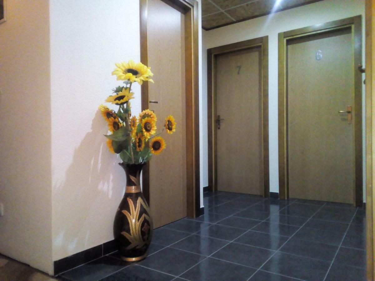 Hostel Pansion Laktaši Zewnętrze zdjęcie